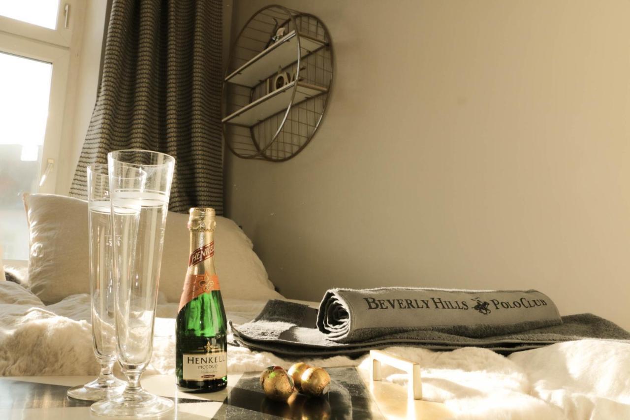 Charming Apartment: Only 10 Minutes To The Center 비엔나 외부 사진